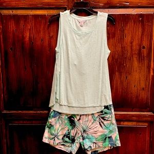 Short and tank shirt matching set